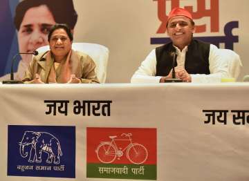 BSP supremo Mayawati and Samajwadi Party President Akhilesh Yadav during a joint press conference, in Lucknow