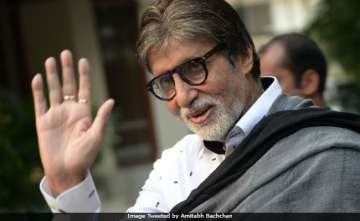 Amitabh Bachchan urges people to use toilets