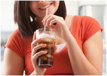 Say NO to unhealthy lifestyle; Diet drinks increase the risk of strokes in postmenopausal women