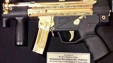 This gold-plated submachine gun is Pakistan’s gift to Saudi Crown Prince 