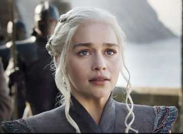 Emilia Clarke aka Daenerys Targaryen promises a shocking GoT ending. Read details