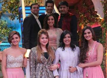 Kapil Sharma’s wife poses with Neeti, Mukti and Shakti Mohan on The Kapil Sharma Show 