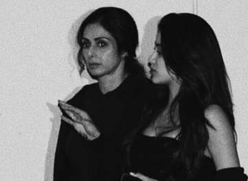 THIS throwback picture of Janhvi Kapoor with mom Sridevi is going viral