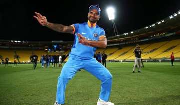  Shikhar Dhawan pulls off successful prank on support staff; watch video