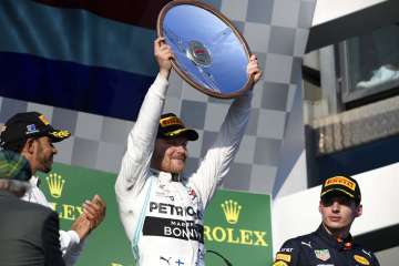Valtteri Bottas edges Mercedes teammate Lewis Hamilton to win Australian GP