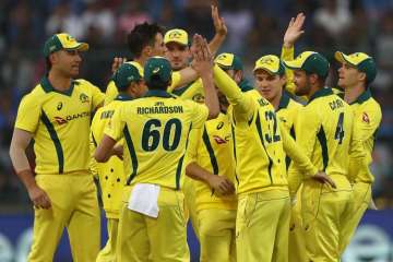 Live Cricket Score, India vs Australia, 5th ODI: Shankar's dismissal adds to India's woes in series decider