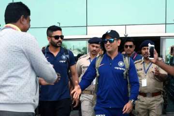 India vs Australia: MS Dhoni lands at home town Ranchi for 3rd ODI and fans can't keep calm