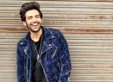 Kartik Aaryan would like to play Shah Rukh Khan’s role in Darr or Baazigar remake