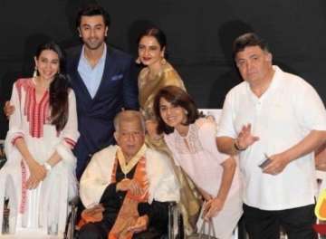 Rishi Kapoor, Amitabh Bachchan, Shabana Azmi and others remember Shashi Kapoor on 81st birth anniver