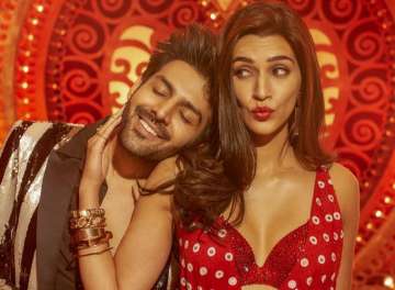 Kartik Aaryan, Kriti Sanon starrer Luka Chuppi earns 32.13 crores