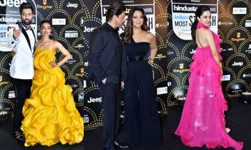 Bollywood celebrities Vicky Kaushal, Radhika Apte, Shah Rukh Khan and Gauri Khan at a style award