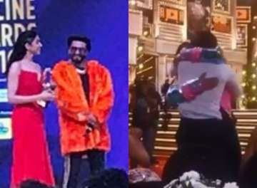 Ranveer Singh hugs wife Deepika Padukone and Ranbir Kapoor post winning Best Actor award