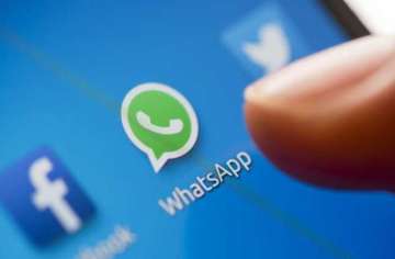 WhatsApp temporary bans users using third-party app versions