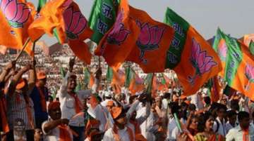 ?Cash remains king for election campaign merchandise in Bengal