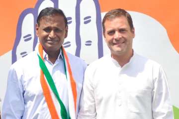 Congress Latest News: BJP MP Udit Raj joins Congress party in presence of Congress President Rahul G