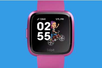 Fitbit and Snap, Inc partner to get first-ever Bitmoji clock face to Fitbit smartwatches