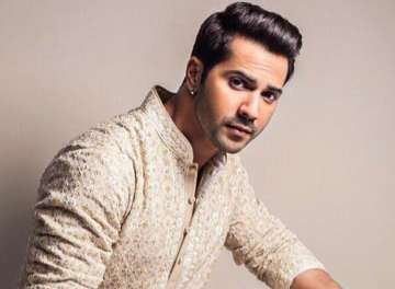 Varun Dhawan reacts to cold war between Karan Johar and Kangana Ranaut