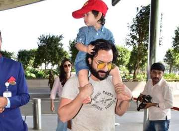  Saif Ali Khan, Taimur, Kareena Kapoor Khan