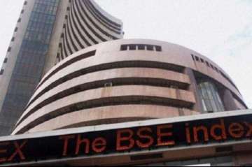 Sensex crashes over 495 points as crude woes resurface