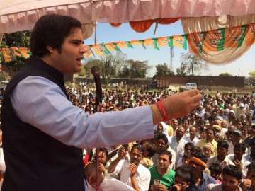 In this election, mother-son duo Maneka and Varun Gandhi have swapped their respective constituencies. 