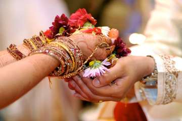 Bride, under Hindu Marriage Act, does not refer to just women: HC