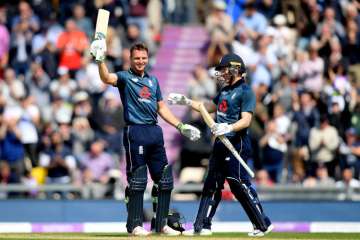 2nd ODI: Jos Buttler unbeaten ton powers England to 12-run victory over Pakistan