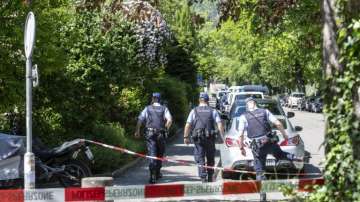 Man shoots two hostages dead and commits suicide in Zurich - Police