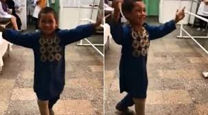 Afghan boy dances in joy after getting a prosthetic leg fitted, his video going viral on internet
