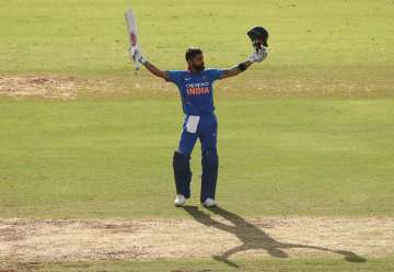 The Indian captain will look to reach 11,000 runs by the end of the World Cup.