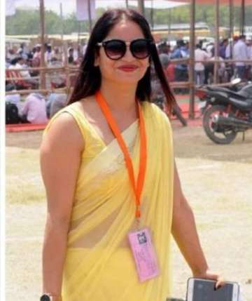 Reena Dwiwedi is a polling officer who hails from Lucknow. 
