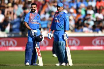 Virat Kohli doesn't have game reading quality like MS Dhoni, says former Indian skipper's coach