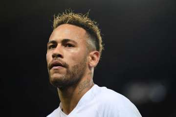 Ligue 1: PSG star Neymar suspended 3 matches after clash with fan