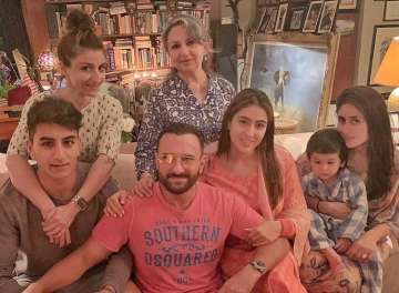 Saif, Kareena’s latest picture with Sara Ali Khan and Taimur is what ‘Family Goals’ are made of