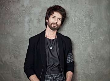 Shahid Kapoor gets trolled; Netizens say he lacks basic manners