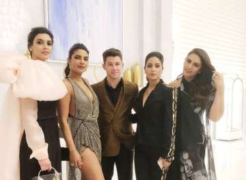 Priyanka Chopra and Nick Jonas’ picture with Hina Khan is high on glamour