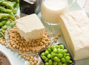 Soy food cuts fracture risks in breast cancer survivors