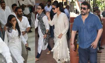 Veeru Devgan Prayer Meet: Ajay Devgn consoles emotional Nysa; Salman Khan, Kareena Kapoor pay visit 