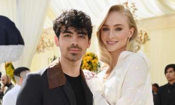 sophie turner joe jonas wedding