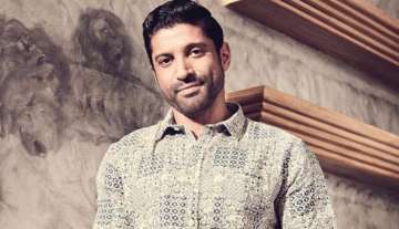 Farhan Akhtar practices boxing to gear up for his upcoming movie Toofan: Watch viral video