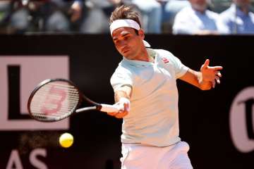 Roger Federer, Rafael Nadal and Naomi Osaka win on busy day at Italian Open