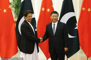 Pak Prime Minister Imran Khan with Chinese Premier Xi Jinping