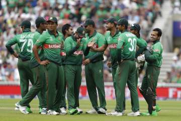 Live Cricket Score, SA vs BAN, 2019 World Cup Match 5: Bangladesh break stand as Mustafizur removes 