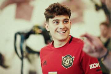 Premier League: Daniel James joins Manchester United on 5-year deal