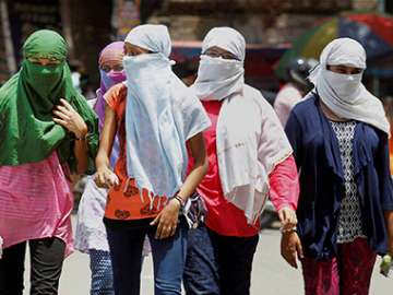 The weather remained dry in most parts of Uttar Pradesh with Jhansi being the hottest place in the state at a high of 47.4 degrees Celsius