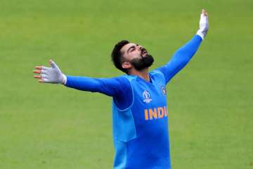 India vs Pakistan, Manchester Diaries: Of Virat Kohli's agony and ecstasy, rig halogens for drying o