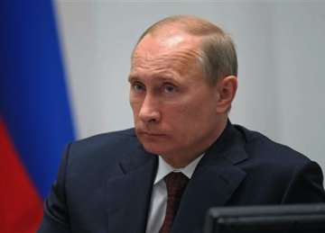 Putin orders probe into cause of Arctic oil spill
