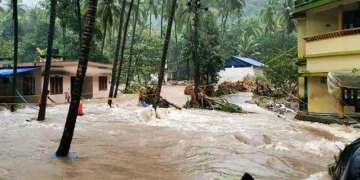 Heavy rains lash Kerala