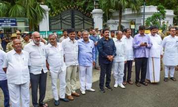 Senior Congress leaders accuse BJP of hatching conspiracy to topple government in Karnataka
