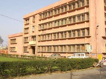 Agra MP wants AIIMS status for S.N. Medical College