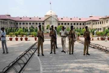 Couple abducted from outside Allahabad HC